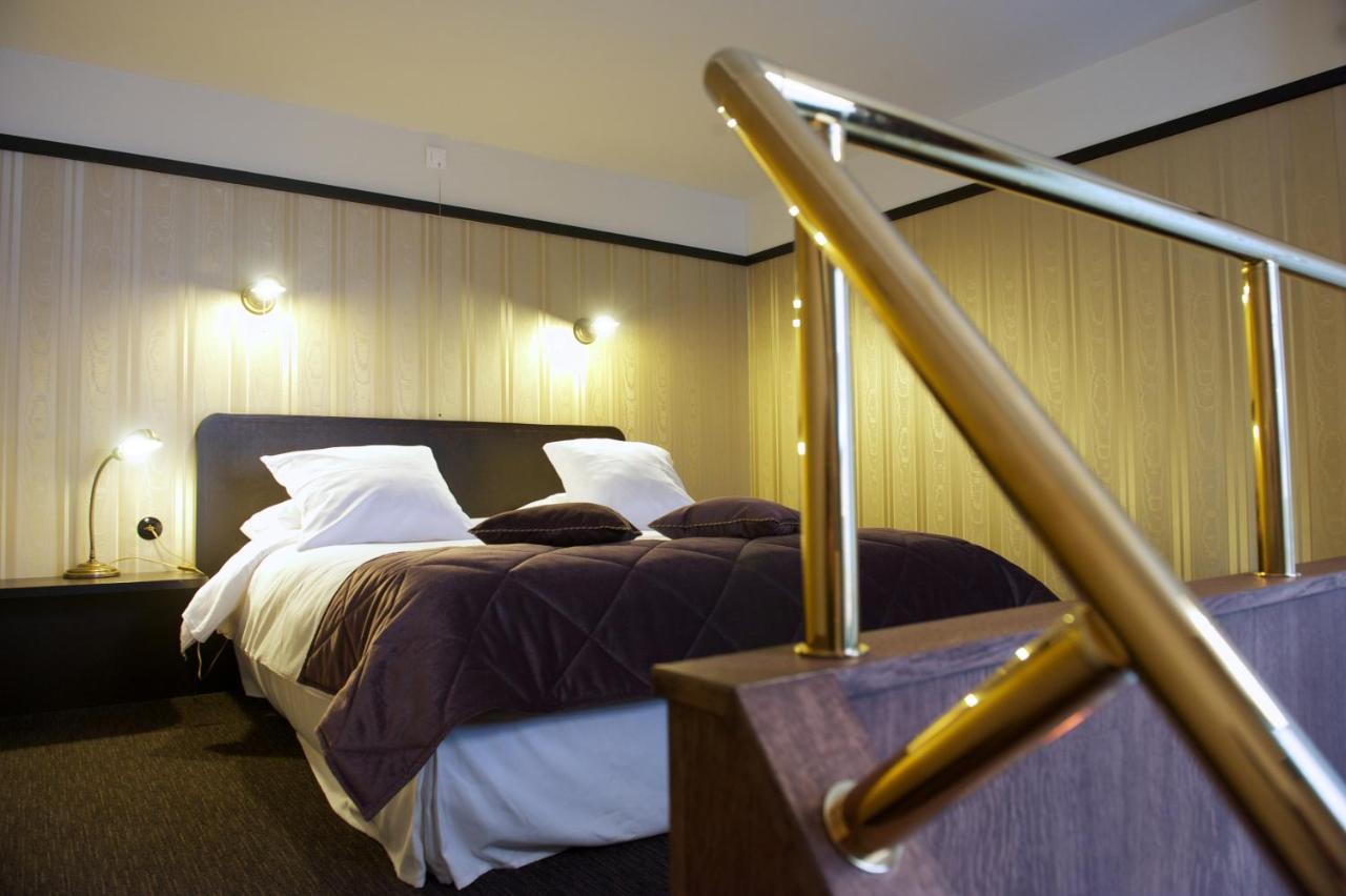Latroupe Le Berger Hotel Saint-Gilles Ngoại thất bức ảnh
